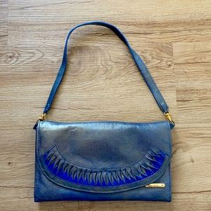 Leather shoulder bag